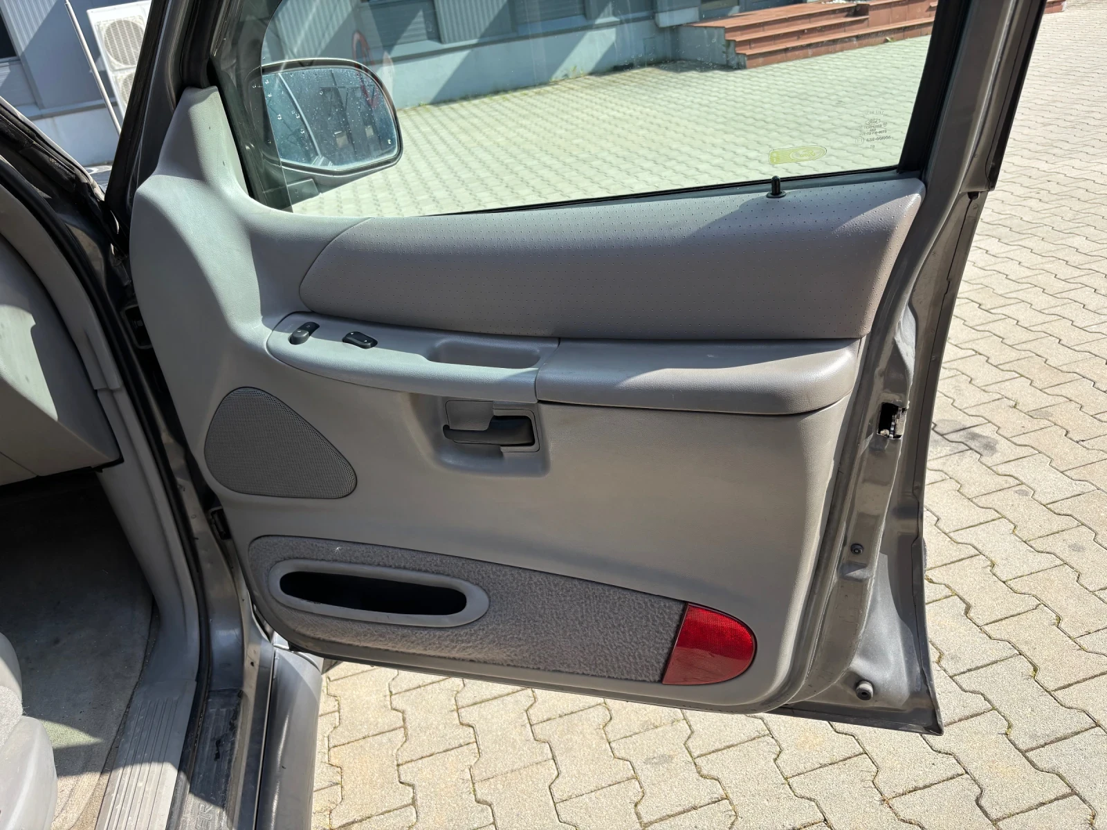 Ford Explorer, снимка 10 - Автомобили и джипове - 54753715