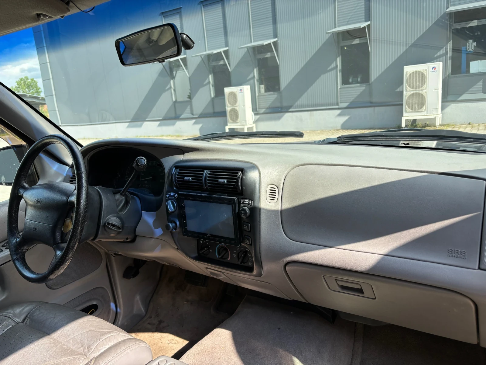 Ford Explorer, снимка 8 - Автомобили и джипове - 54753715