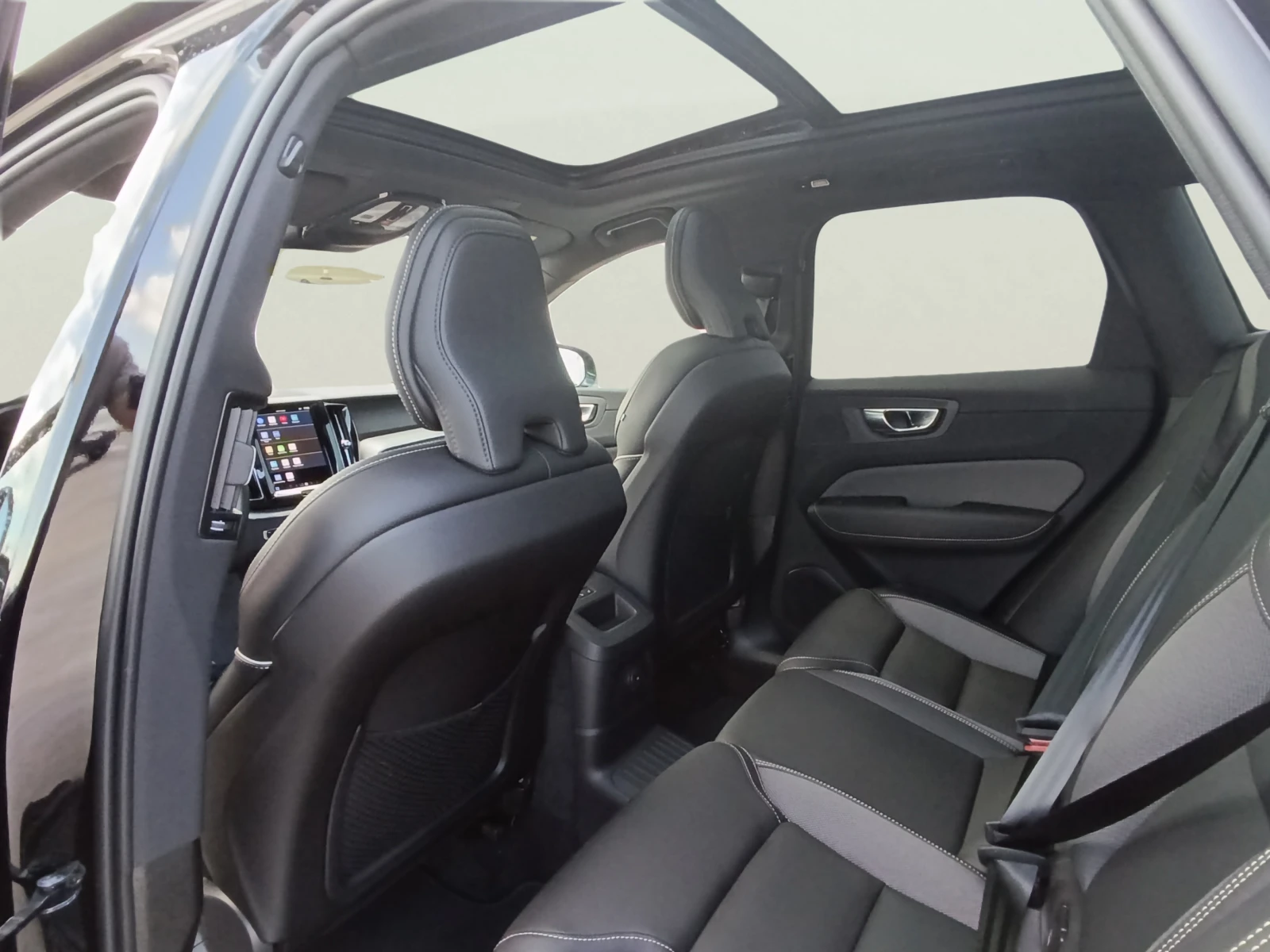 Volvo XC60 T8 2.0L, снимка 10 - Автомобили и джипове - 54934479