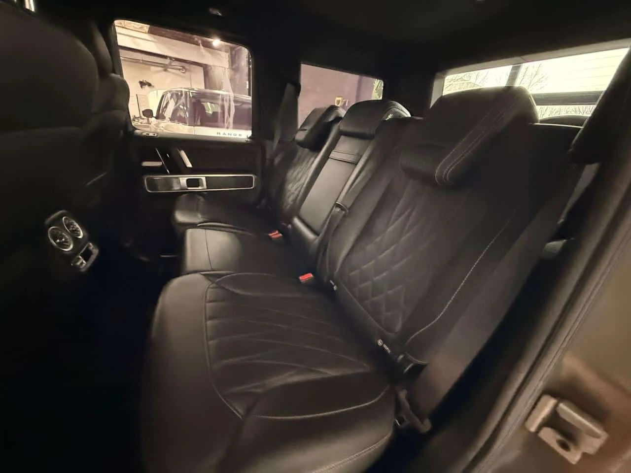 Mercedes-Benz G 63 AMG * CARFAX * ОПЦИЯ ЗА ФИНАНСИРАНЕ, снимка 8 - Автомобили и джипове - 55064458