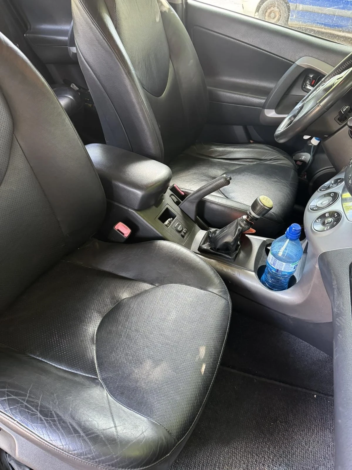 Toyota Rav4, снимка 3 - Автомобили и джипове - 55618647