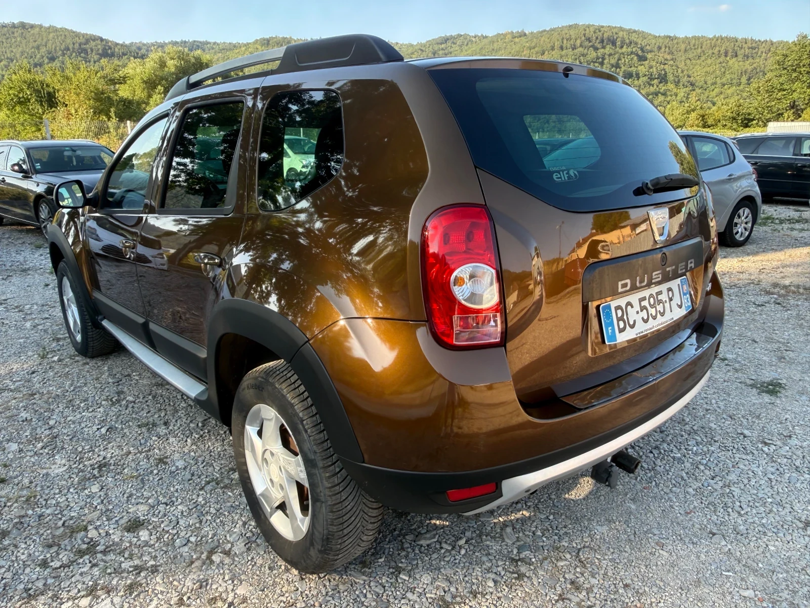 Dacia Duster 1.5dci 4* 4, снимка 7 - Автомобили и джипове - 55660271