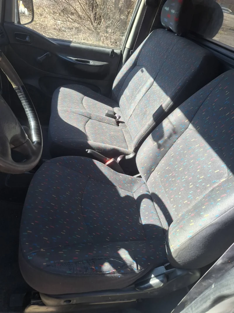 Hyundai H1 2.5 TDI, снимка 10 - Бусове и автобуси - 44984847