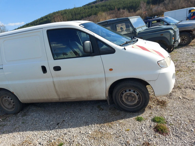 Hyundai H1 2.5 TDI, снимка 2 - Бусове и автобуси - 44984847