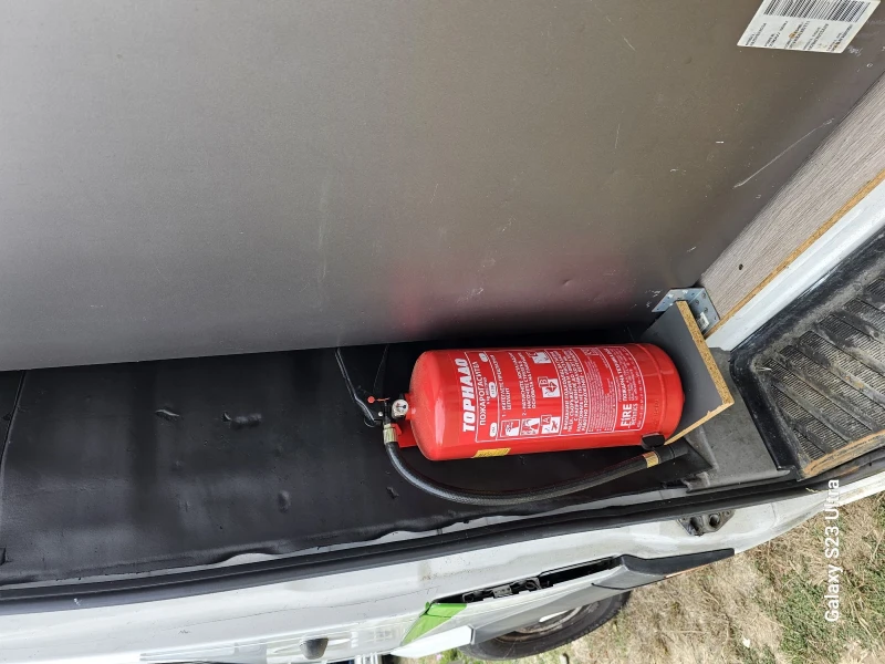 Mercedes-Benz Sprinter 313 МОБИЛНА СКАРА, снимка 16 - Бусове и автобуси - 51948005