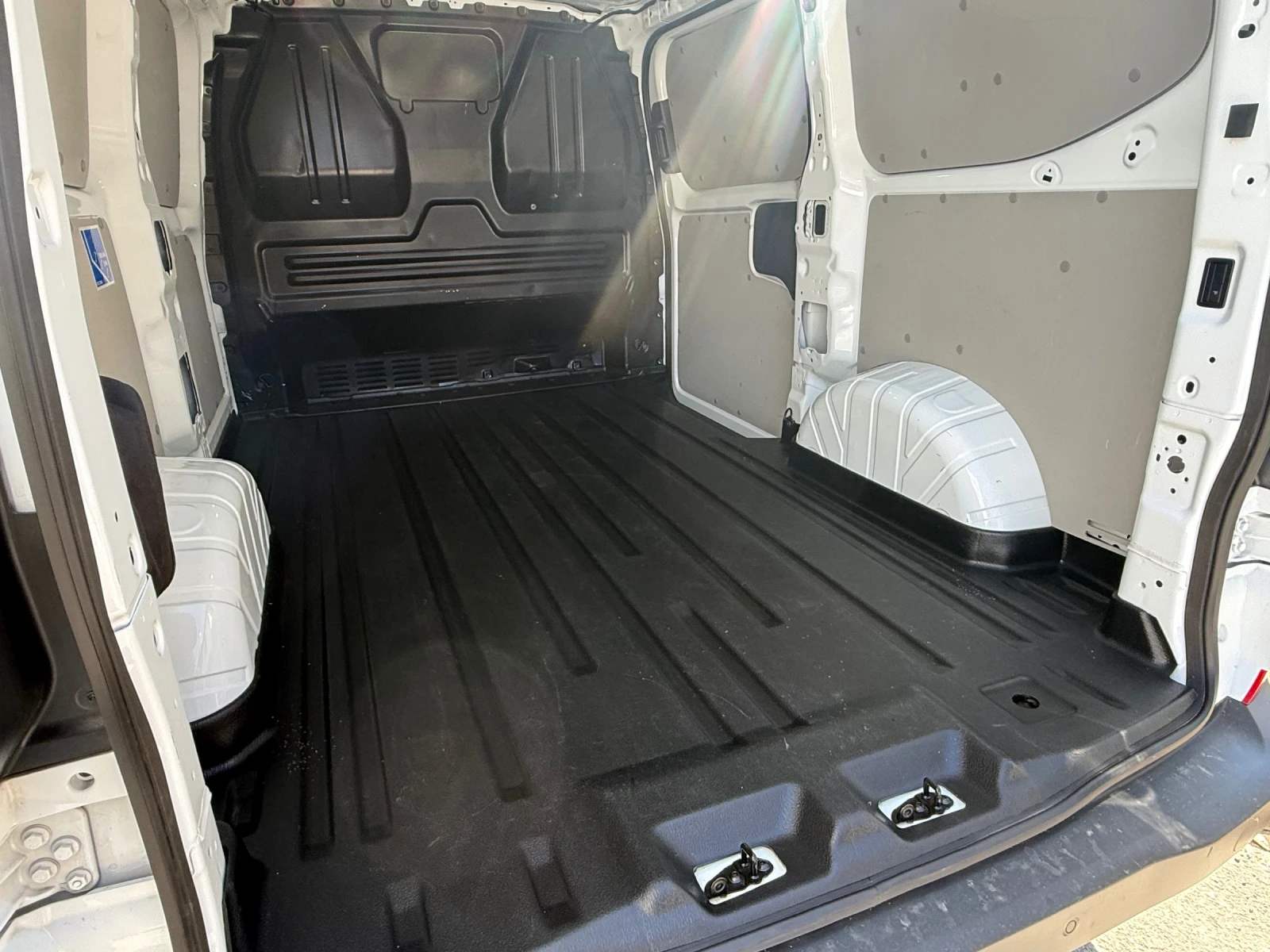 Ford Transit Custom 2.0, снимка 13 - Бусове и автобуси - 55972225