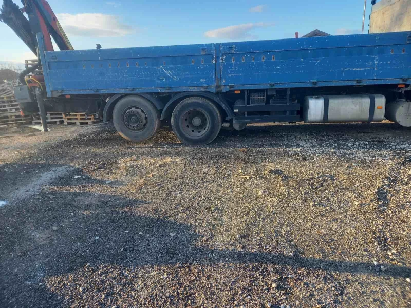 Volvo Fh 12 Кран , снимка 4 - Камиони - 53206466