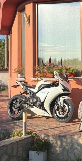 Honda Cbr CBR1000RR, снимка 2