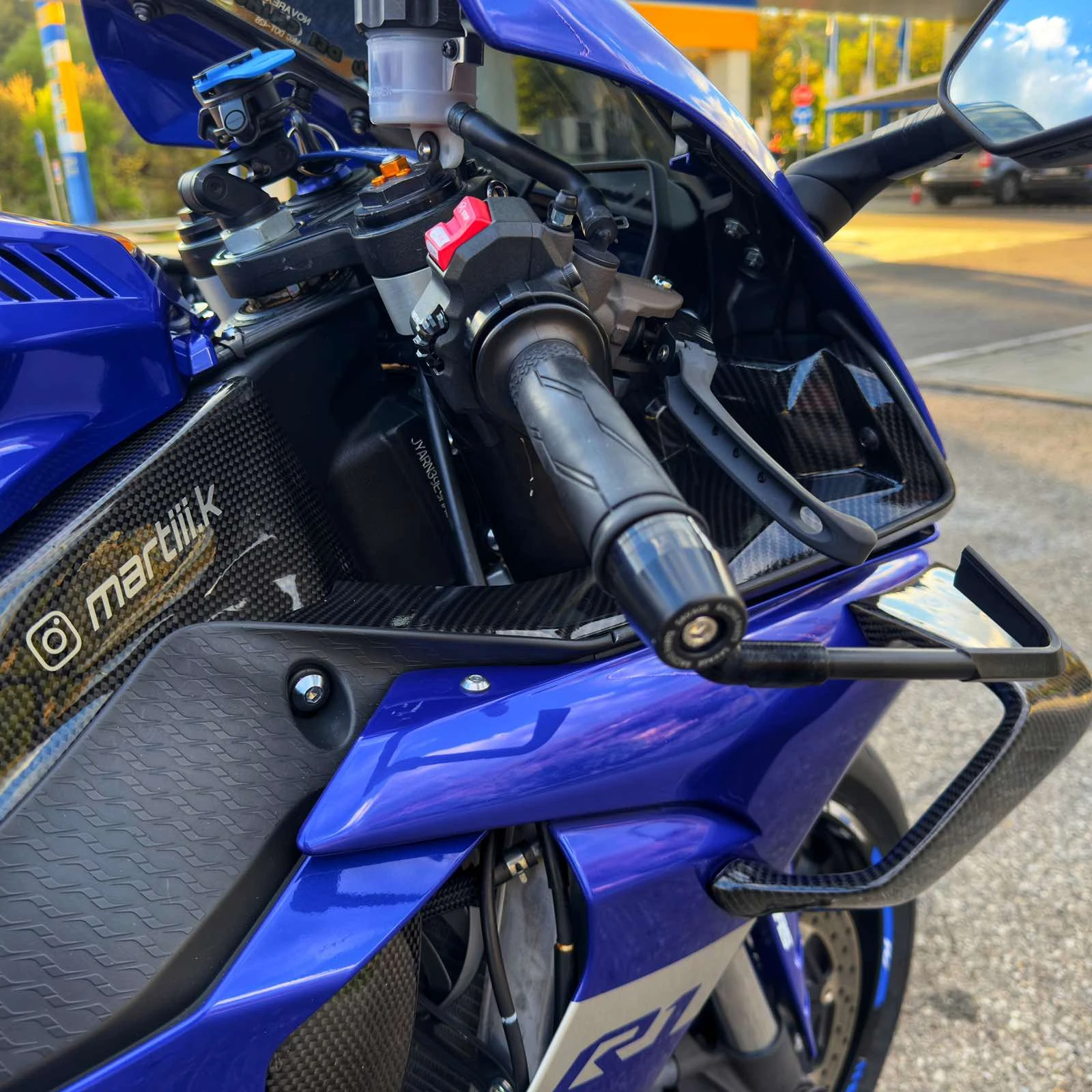 Yamaha YZF-R1 | Mobile.bg   12