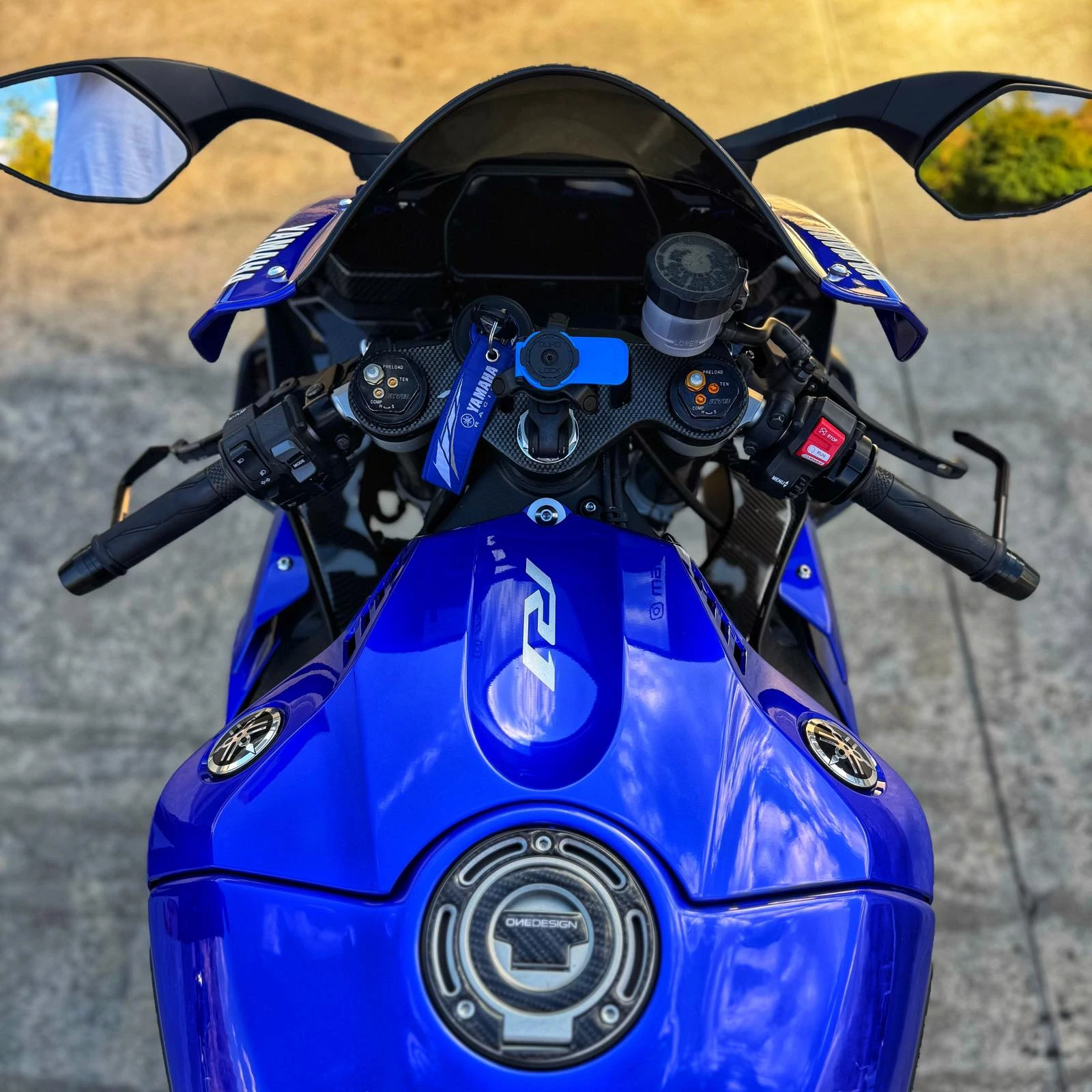 Yamaha YZF-R1 | Mobile.bg   10