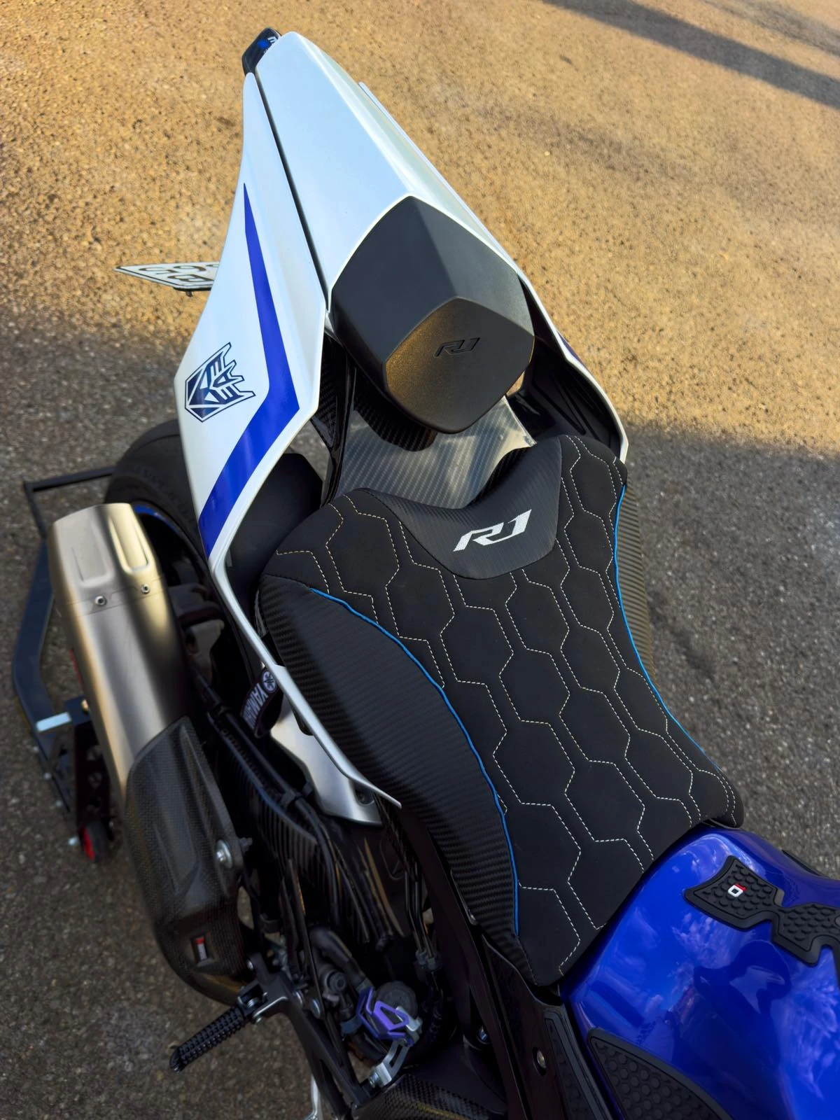 Yamaha YZF-R1 | Mobile.bg   14