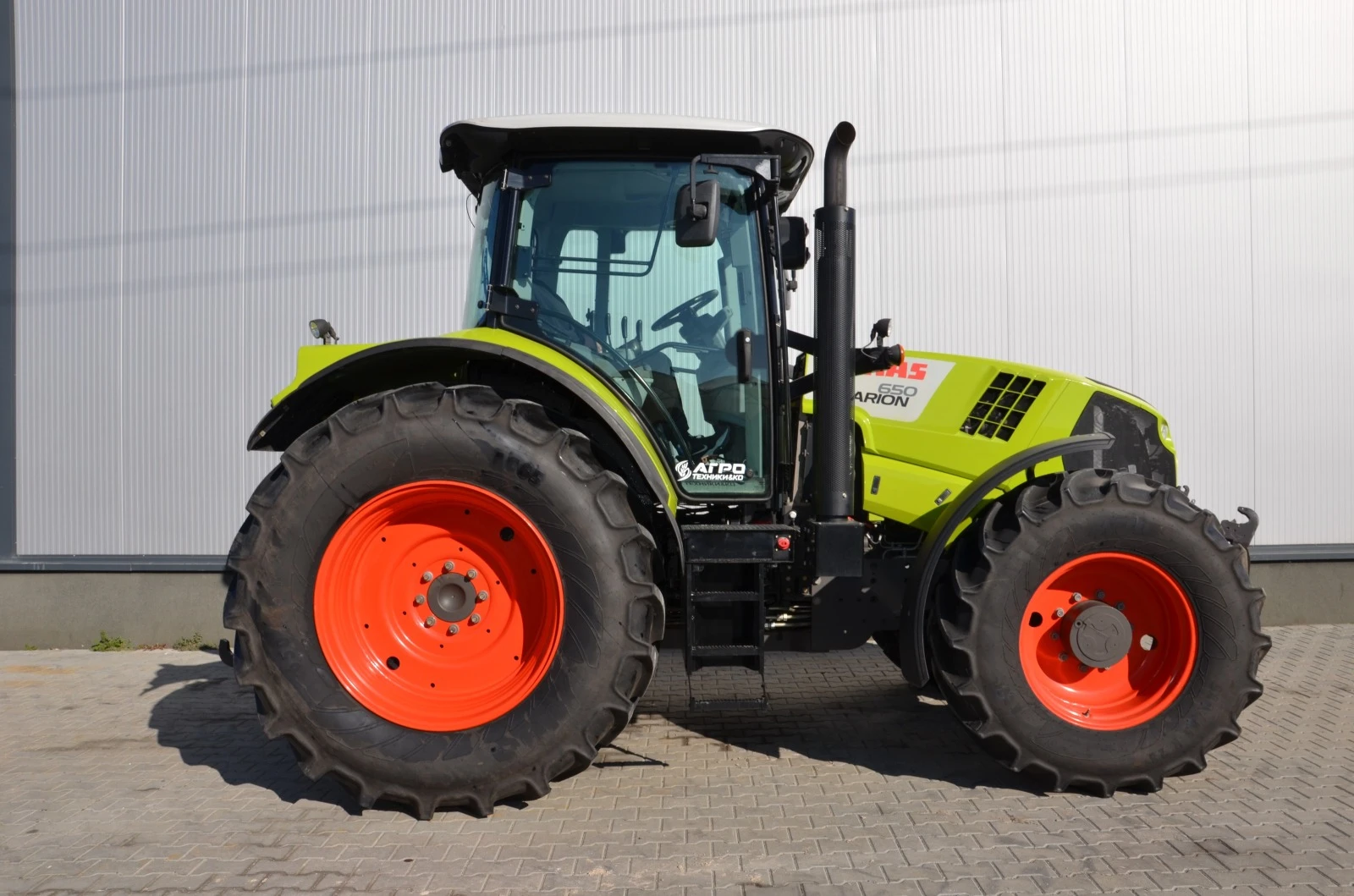 Трактор Claas ARION 650 - изображение 2