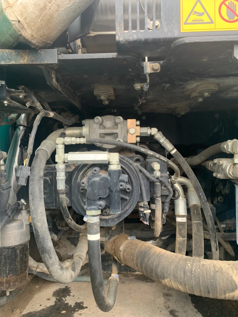 Багер Kobelco SK210-10, снимка 9 - Индустриална техника - 52327049