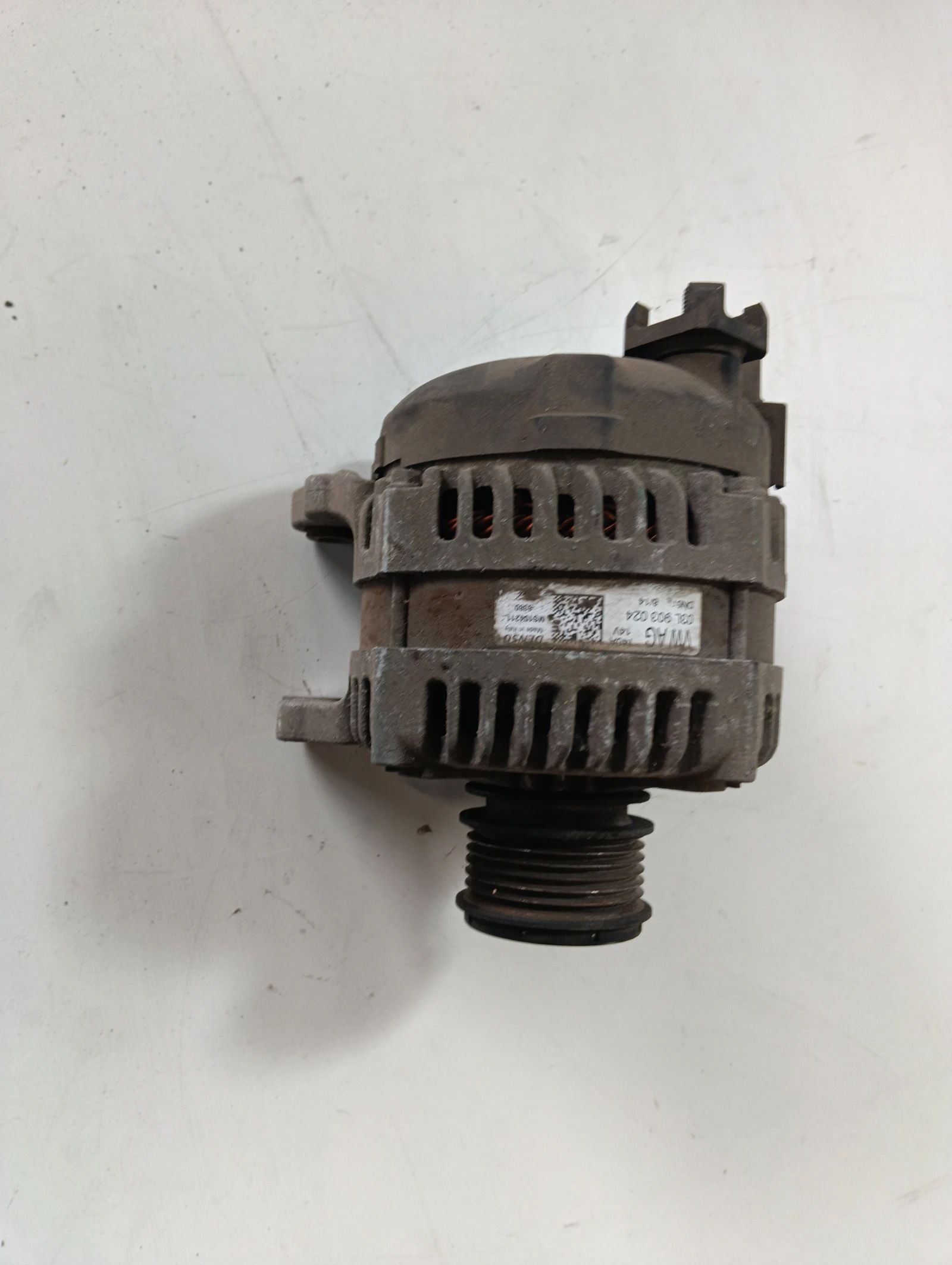 алтернатор 2.0 TDI VW Tiguan