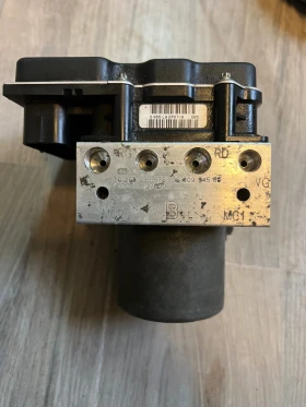     9660934580 ABS   Citroen C4 Picasso  0265230675 0 265 230 675 96 609 345 80 0265951253 