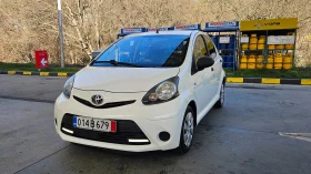 Toyota Aygo 1.0 NAVIG/KLIMA/EURO-6, снимка 1