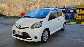 Toyota Aygo 1.0 NAVIG/KLIMA/EURO-6, снимка 2