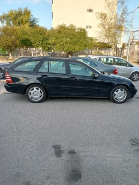 Mercedes-Benz C 220, снимка 2