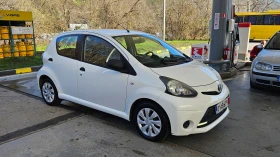 Toyota Aygo 1.0 NAVIG/KLIMA/EURO-6 - 8350 лв. / 4269.29 € - 20731598 8