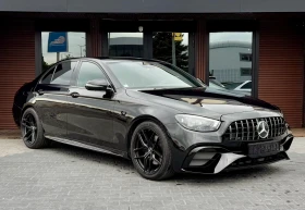 ������ Mercedes-Benz E 220