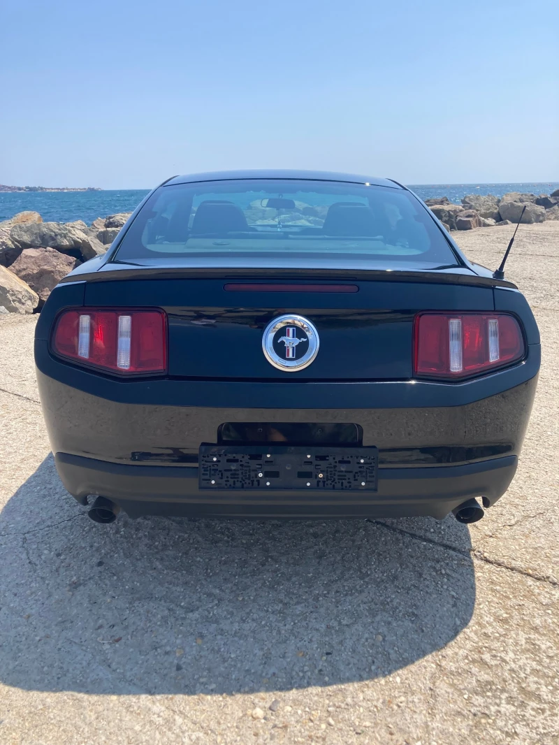 Ford Mustang V 6, снимка 4 - Автомобили и джипове - 40274076