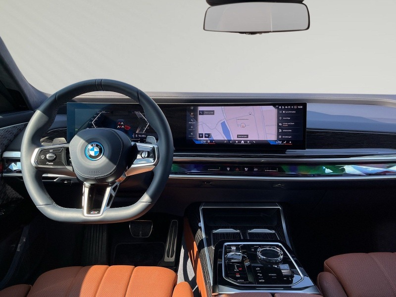 BMW 750 e xDrive = M-Sport Pro= Гаранция, снимка 7 - Автомобили и джипове - 46432903