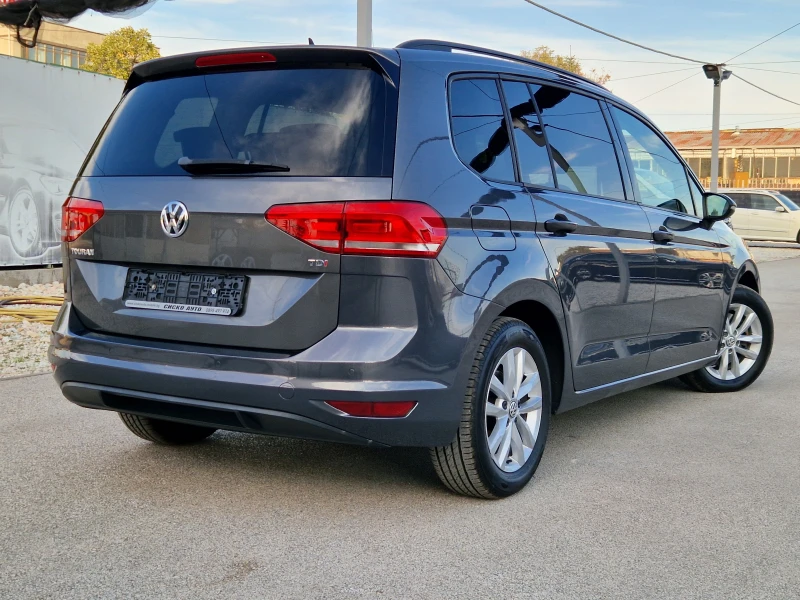 VW Touran 1.6TDI-7места* Navi* Distronic* PDC* EURO6b* Itali, снимка 4 - Автомобили и джипове - 47623400