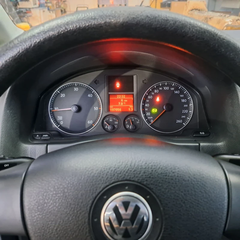 VW Golf Plus 19 TDI-DSG, снимка 10 - Автомобили и джипове - 48198685