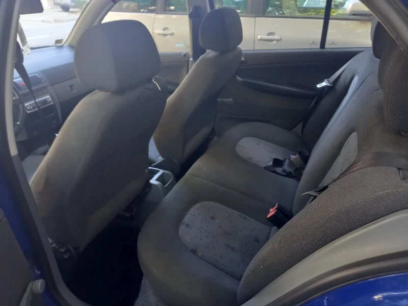 Skoda Fabia, снимка 2 - Автомобили и джипове - 51366450