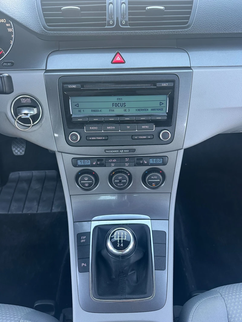 VW Passat 1.6I 102kc СТАРИЯ МОТОР, снимка 12 - Автомобили и джипове - 51799797