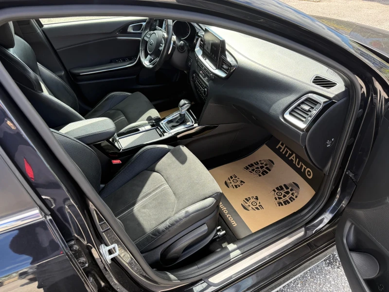 Kia Ceed 1.6 GT Line, снимка 9 - Автомобили и джипове - 52078027