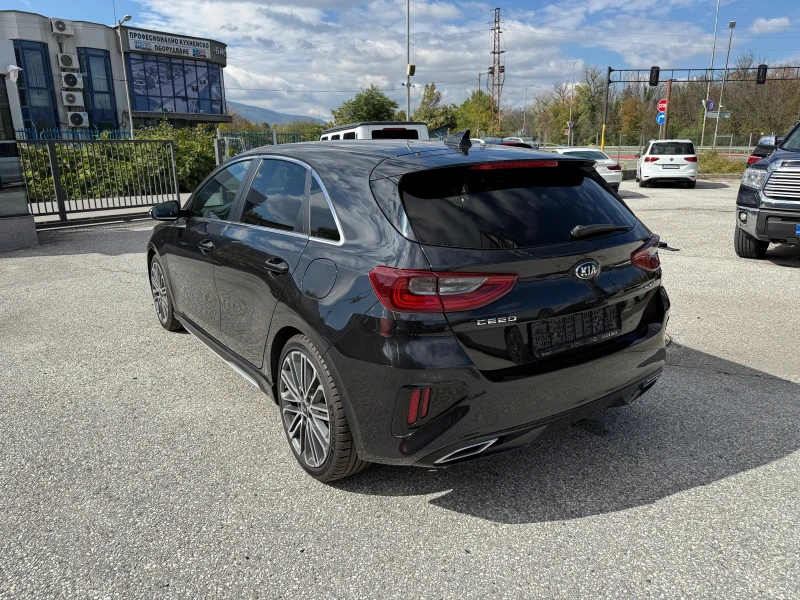 Kia Ceed 1.6 GT Line, снимка 5 - Автомобили и джипове - 52078027