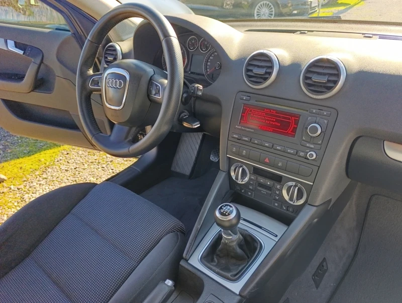 Audi A3 Sportback 2.0TDI, снимка 15 - Автомобили и джипове - 52511320