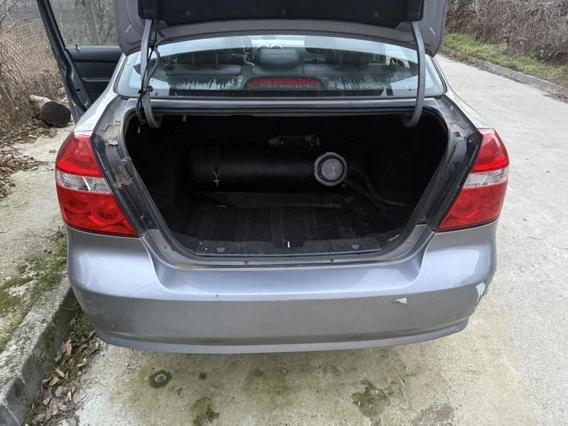 Chevrolet Aveo 1.4, снимка 13 - Автомобили и джипове - 52871610