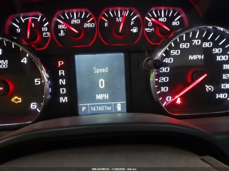 Chevrolet Silverado 5.3L V-8 DI, VVT, 355HP 4X2 Drive, снимка 7 - Автомобили и джипове - 53098262