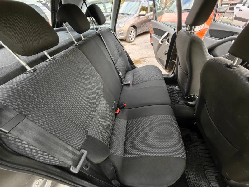 Lada Kalina 1.6 Бензин 98 кс, Евро 6, Климатик, Комби , снимка 15 - Автомобили и джипове - 53107142