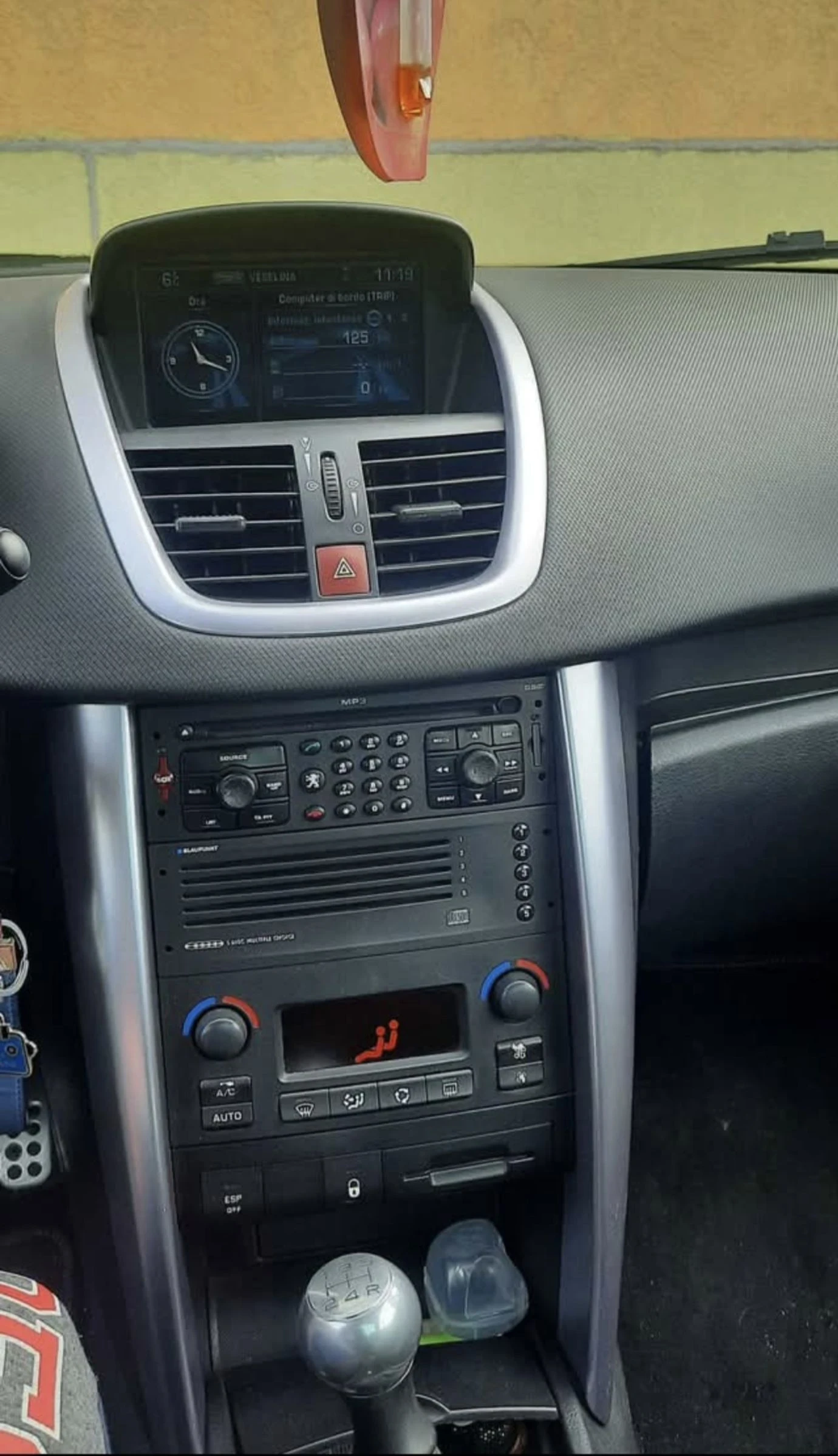 Peugeot 207 207 cc  - изображение 4