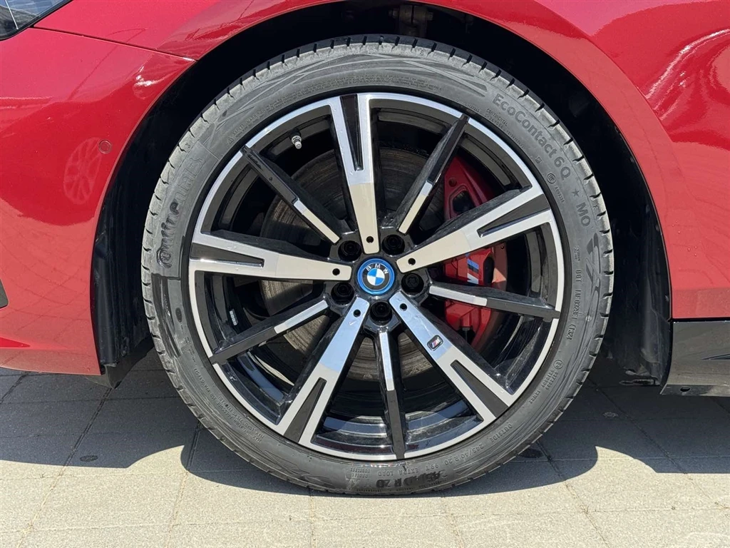 BMW i5 eDrive40 - изображение 5