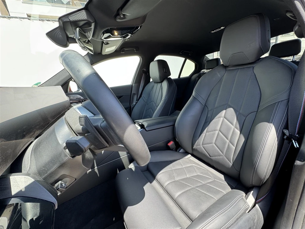 BMW i5 eDrive40 - изображение 9