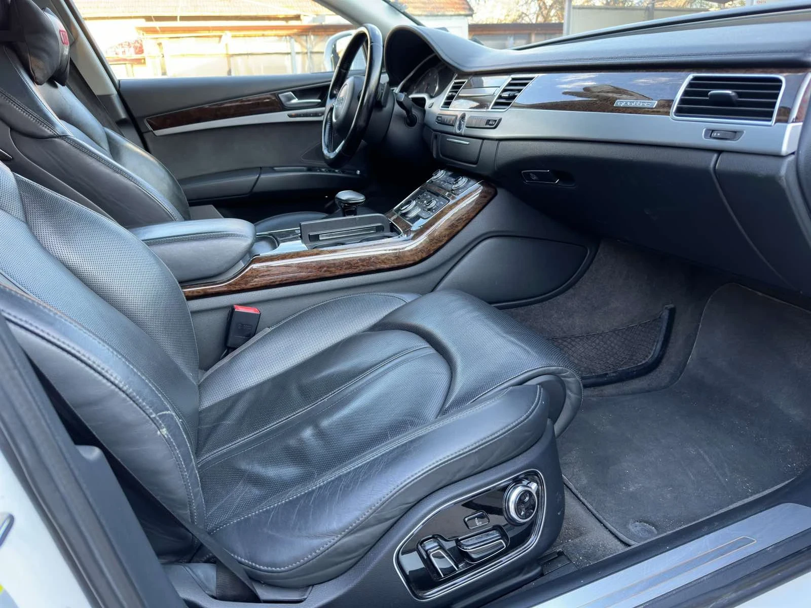Audi A8 A8 D4 4.2 TDI - изображение 10