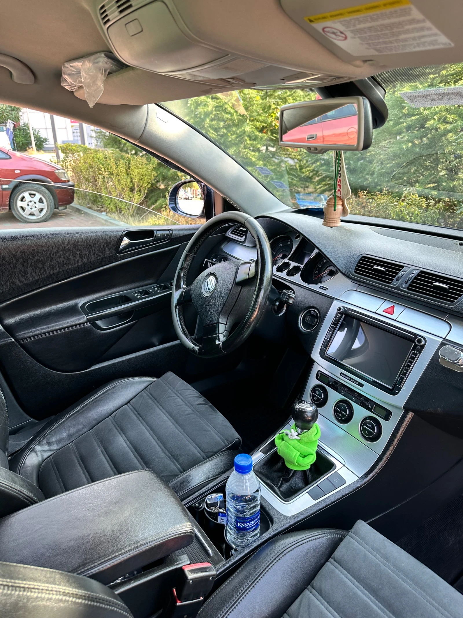 VW Passat B6 - изображение 10