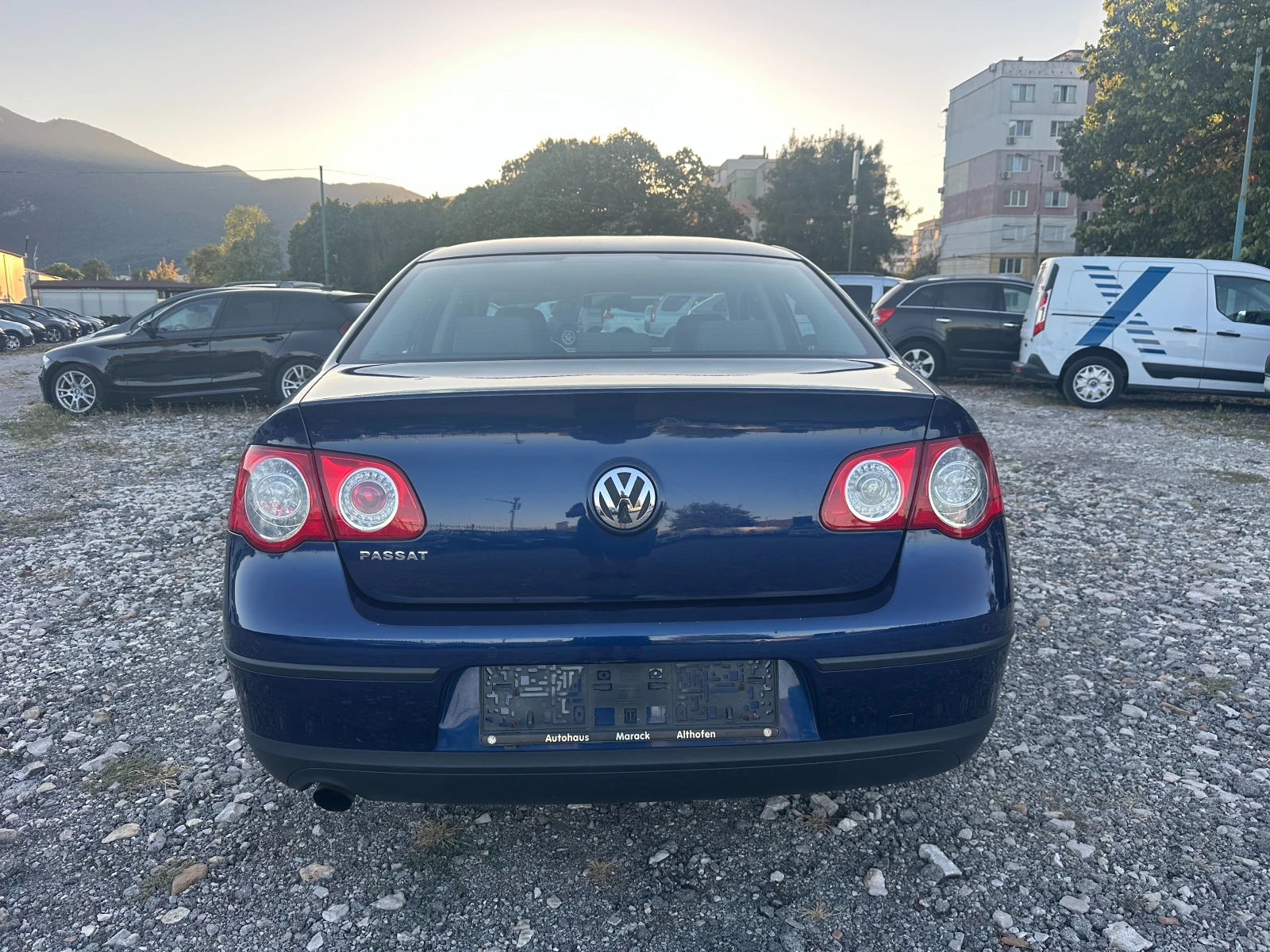VW Passat 1.6I 102kc СТАРИЯ МОТОР - изображение 4