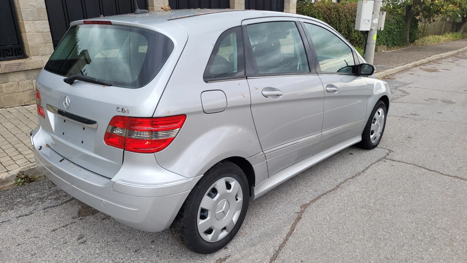 Mercedes-Benz B 180 2.0 автомат | Mobile.bg — изображение 4