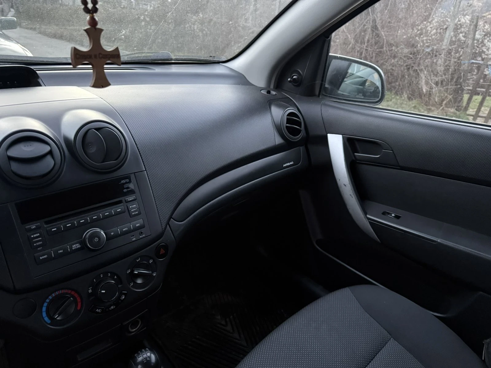 Chevrolet Aveo 1.4 - изображение 10