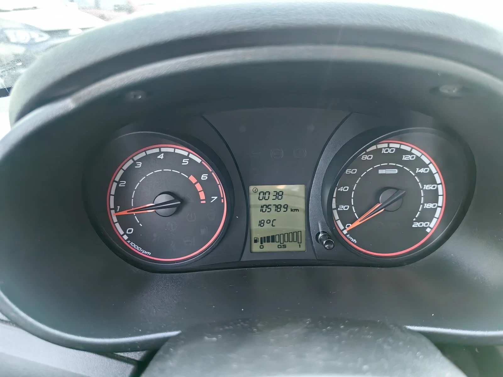 Lada Kalina 1.6 ������ 98 ��, ���� 6, ��������, �����  | Mobile.bg � ����������� 16