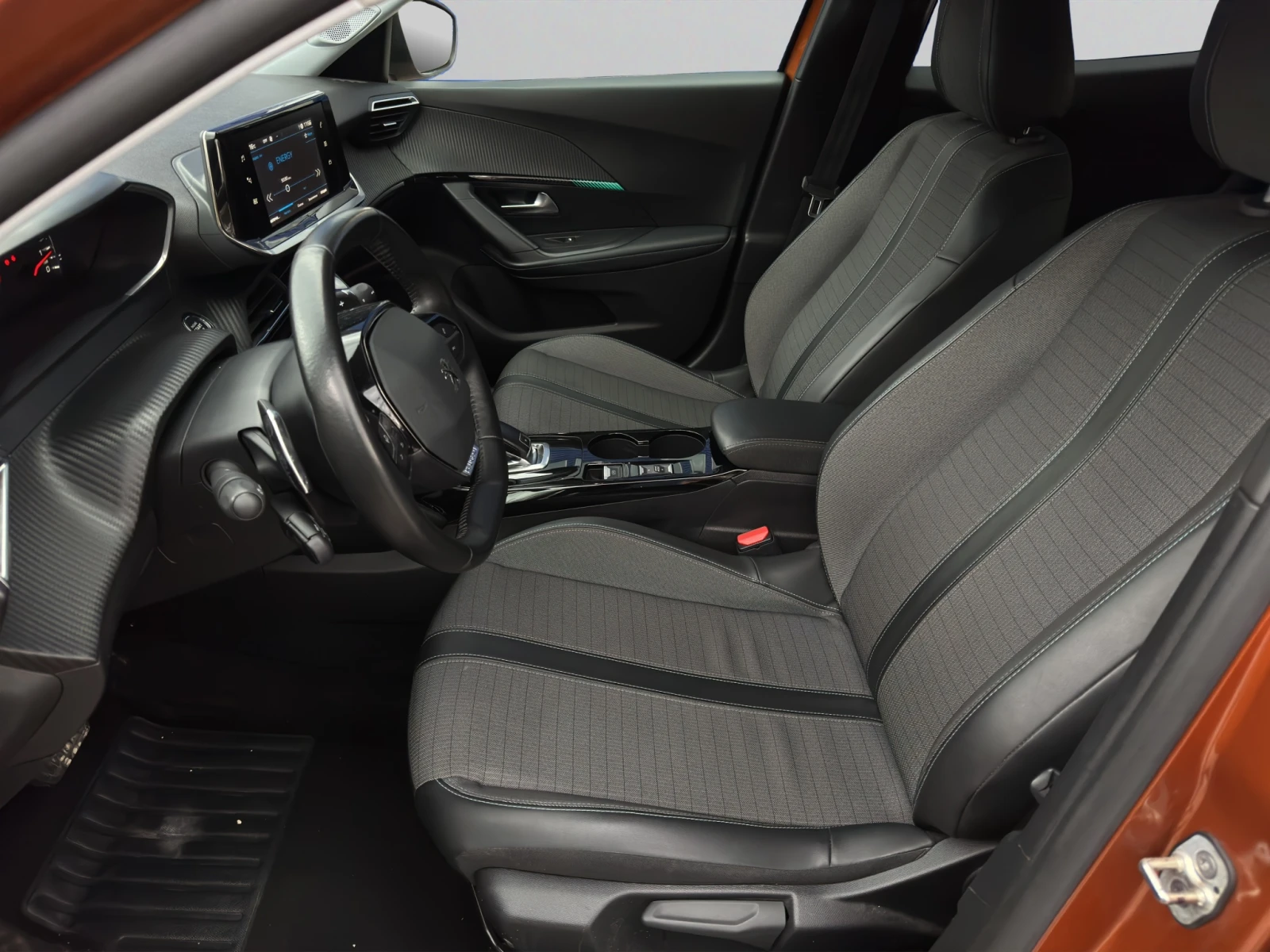 Peugeot 2008 New Line Up ALLURE 1.2 PureTech 130 EAT8 EURO6 - изображение 10