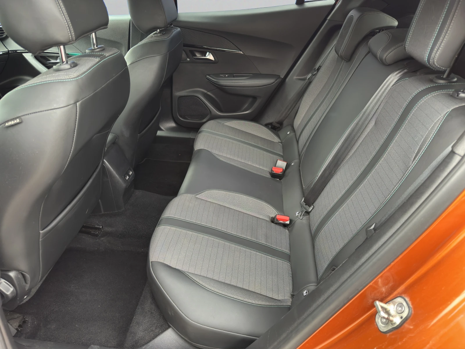 Peugeot 2008 New Line Up ALLURE 1.2 PureTech 130 EAT8 EURO6 | Mobile.bg � ����������� 11