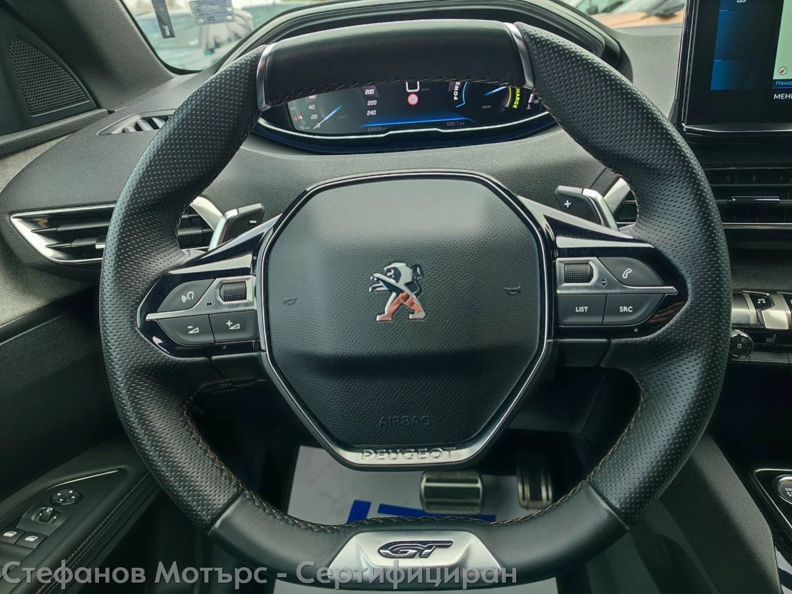 Peugeot 5008 6+ 1 New Line Up GT 1.2 (136hp) HYBRID 48V AT6, снимка 9 - Автомобили и джипове - 53994482