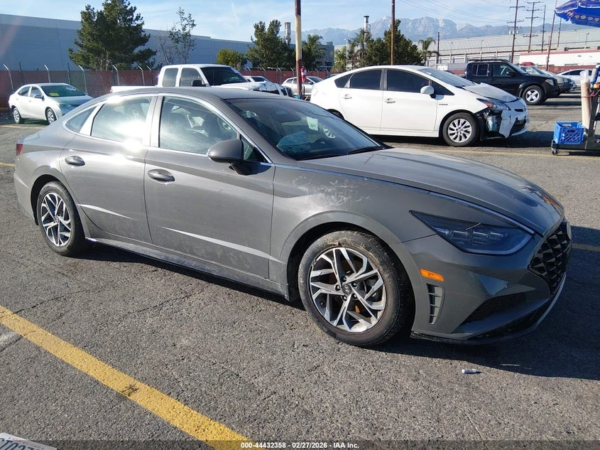 Hyundai Sonata 2.5L I-4 DI, DOHC, VVT, 191HP Front Wheel Drive | Auto.bg — изображение 1