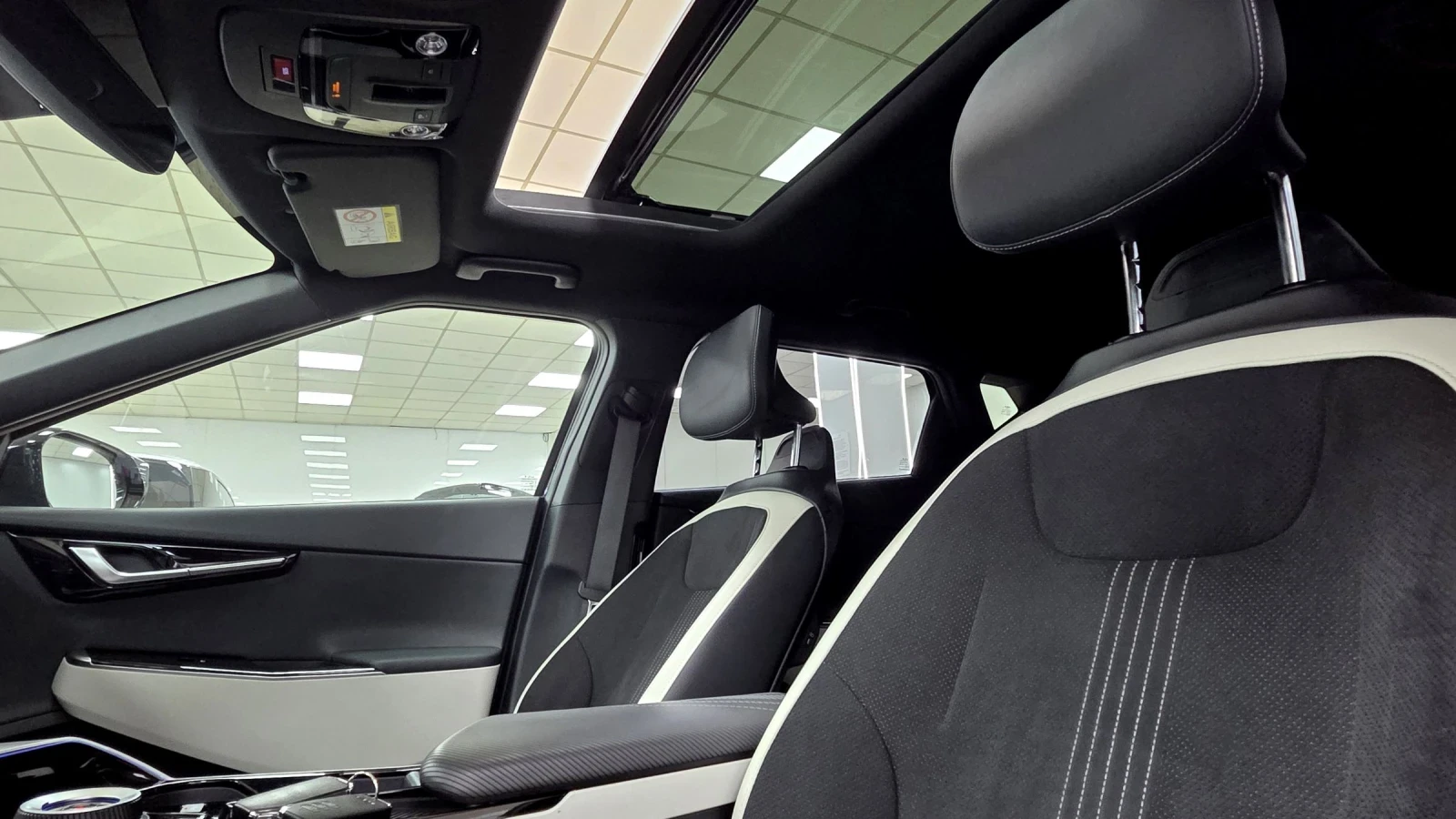 Kia EV6 AWD/GT line/12.2023/Pano/����� �������� ������� | Mobile.bg � ����������� 8